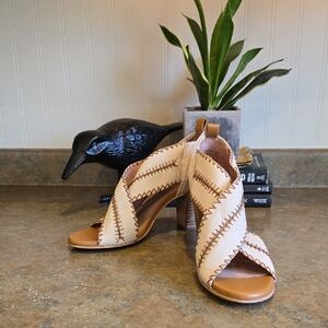 GUC Anthropologie Seychelles Tan Leather Shoes Size 7.5